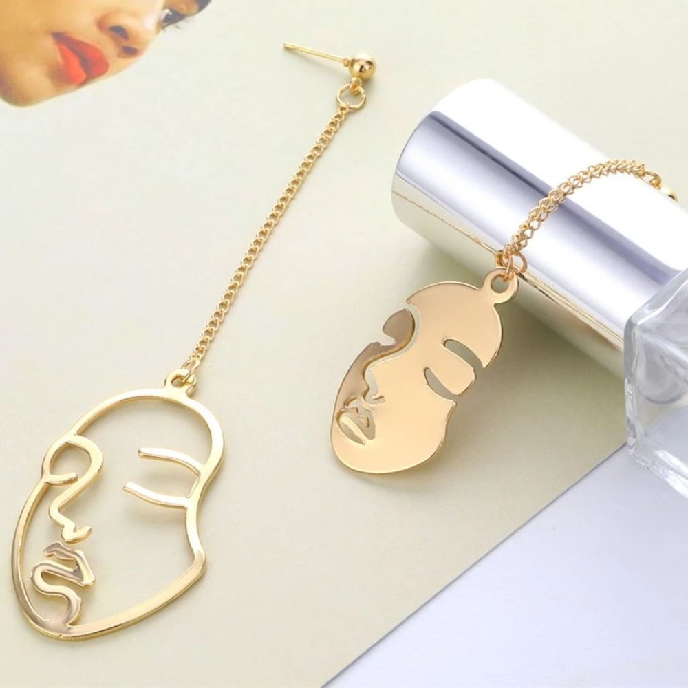NEW Unique Abstract Hallow Face Asymmetric Stud Chain Drop Dangle Earrings GOLD - Picture 6 of 8